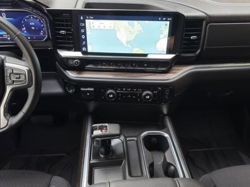 Used 2024 Chevrolet Silverado 1500 LT w/ Protection Package RWD image 19