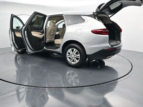 Used 2019 Buick Enclave Essence AWD/4WD image 47
