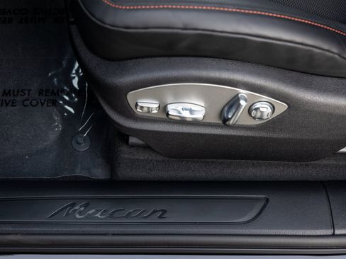 New 2026 Porsche Macan image 26