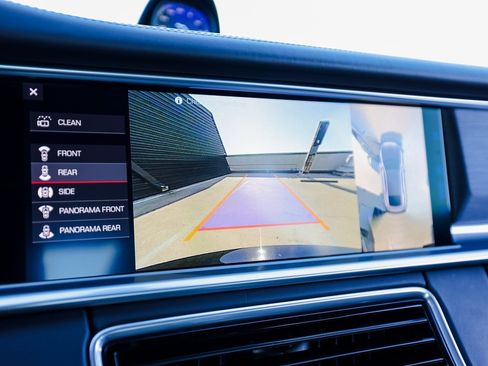 Certified 2019 Porsche Panamera GTS image 19