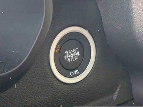 Used 2022 RAM 1500 Laramie w/ Sport Appearance Package image 8