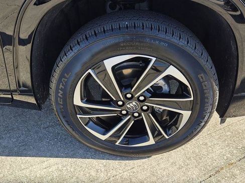 Used 2025 Buick Enclave Sport Touring image 35