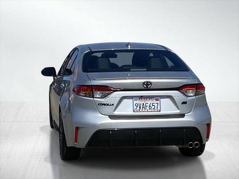 Certified 2025 Toyota Corolla SE FWD image 6