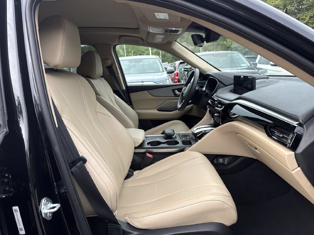 Used 2023 Acura MDX SH-AWD image 26