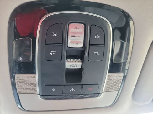Used 2021 Hyundai Palisade Calligraphy FWD image 28