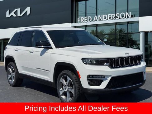 Used 2023 Jeep Grand Cherokee Limited w/ Trailer Tow Prep Group (B) AWD/4WD image 1