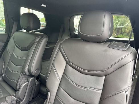 New 2025 Cadillac XT6 Sport w/ Platinum Package image 30