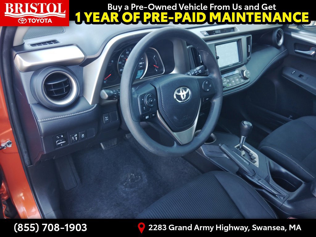 Used 2015 Toyota RAV4 XLE AWD/4WD image 14