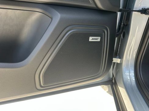 Used 2026 Porsche Macan AWD/4WD image 21