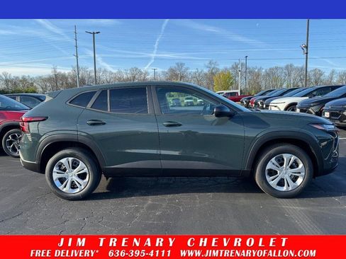 New 2026 Chevrolet Trax LS image 1