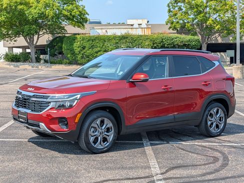 Certified 2024 Kia Seltos S AWD/4WD image 3