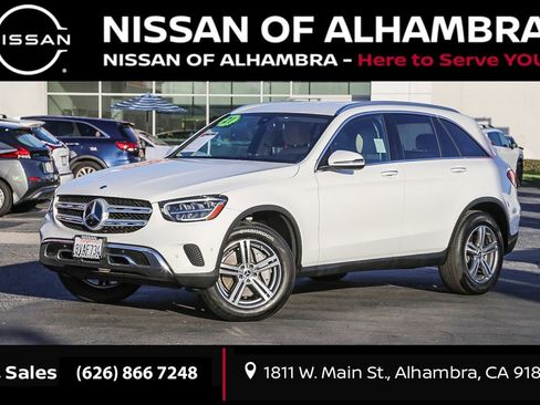 Used 2021 Mercedes-Benz GLC 300 4MATIC image 1