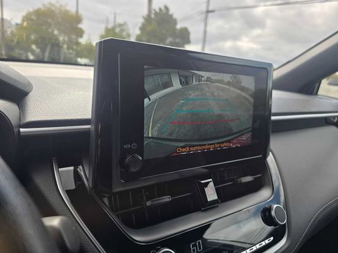 Used 2025 Toyota Corolla Cross AWD Hybrid image 27