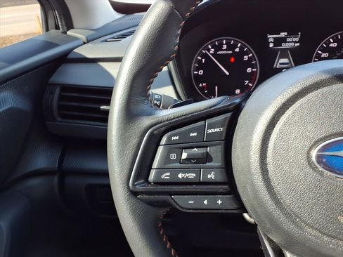 Used 2024 Subaru Crosstrek 2.5i Limited w/ Crosstrek Mirror Package image 21