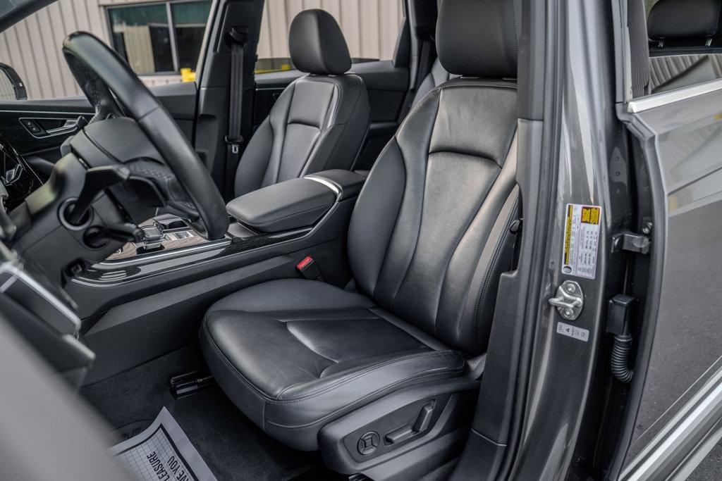 Used 2021 Audi Q7 3.0T Premium Plus w/ Premium Plus Package AWD/4WD image 14