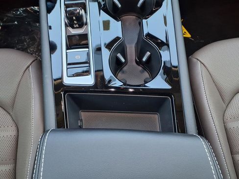 New 2026 Volkswagen Atlas SEL image 18