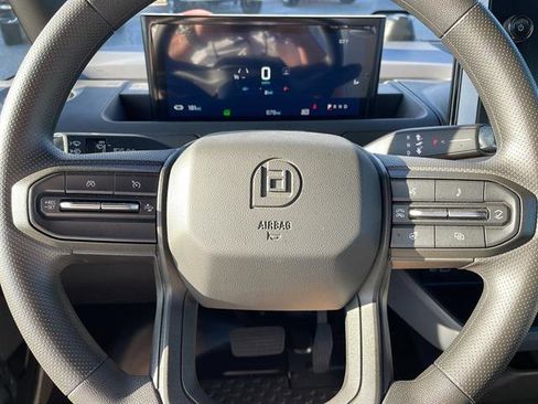 Used 2024 Chevrolet Brightdrop 400 image 12