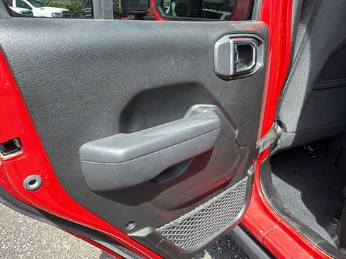 Used 2025 Jeep Wrangler Unlimited Sport S 4xe AWD/4WD image 22