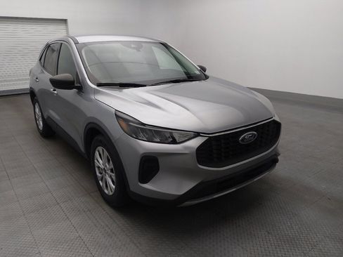 Used 2023 Ford Escape Active FWD image 13