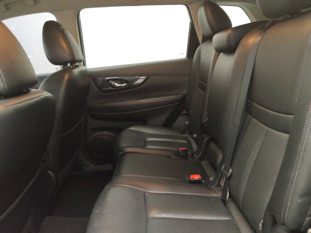 Used 2019 Nissan Rogue SL FWD image 18