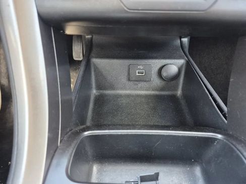 Used 2018 Ford Fusion S FWD image 23