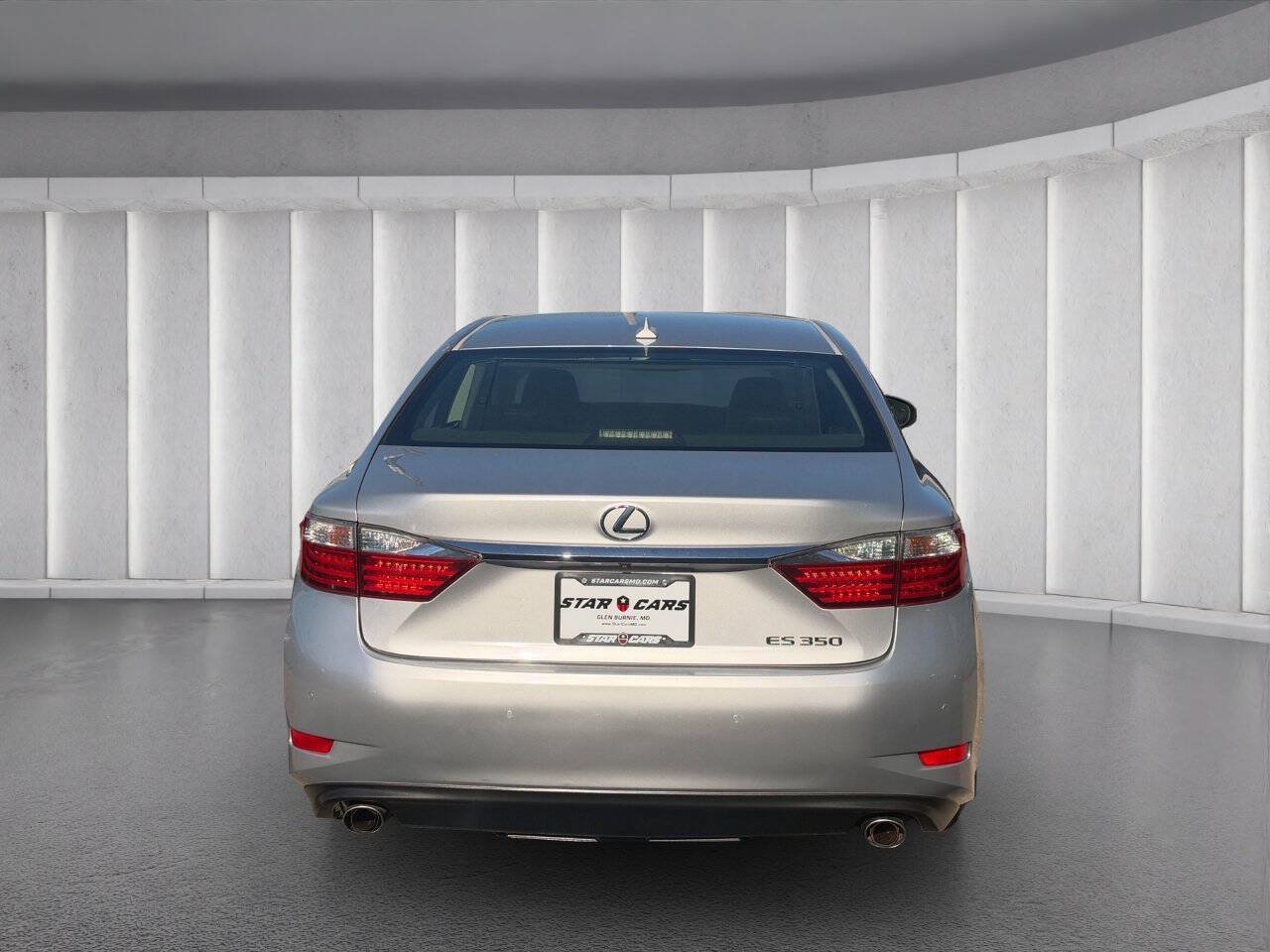 Used 2014 Lexus ES 350 w/ Luxury Package FWD image 4