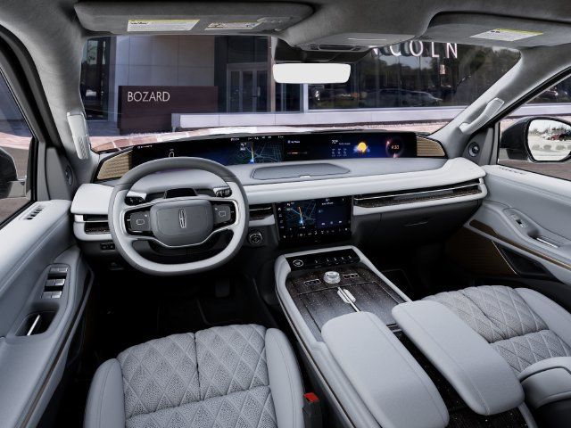 New 2027 Lincoln Navigator L Black Label AWD/4WD image 9