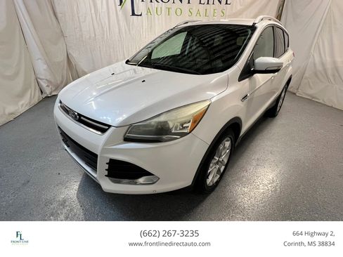 Used 2015 Ford Escape Titanium w/ Equipment Group 301A FWD image 3