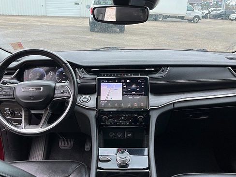 Used 2021 Jeep Grand Cherokee L Limited image 11