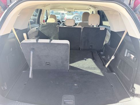 Used 2021 Ford Explorer XLT w/ Class III Trailer Tow Package image 23