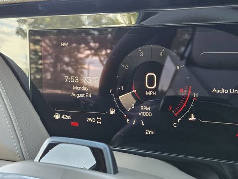 New 2026 GMC Yukon Denali w/ Advanced Technology Package AWD/4WD image 10