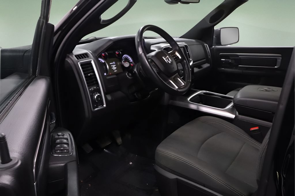 Used 2023 RAM 1500 Warlock AWD/4WD image 10