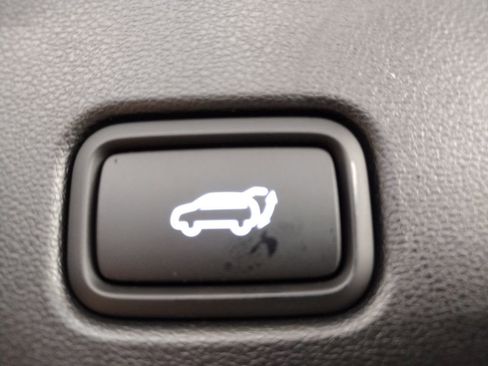 Certified 2025 Hyundai Tucson SEL image 18