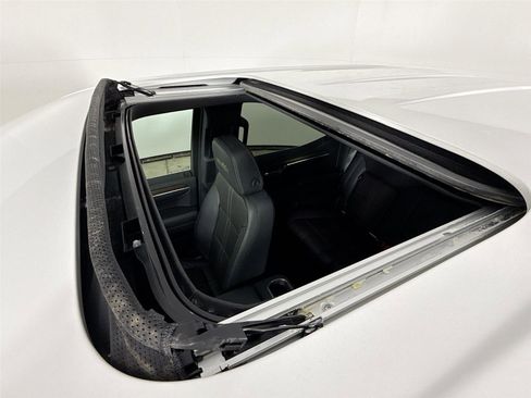 Used 2022 Chevrolet Silverado 1500 High Country w/ High Country Premium Package image 23