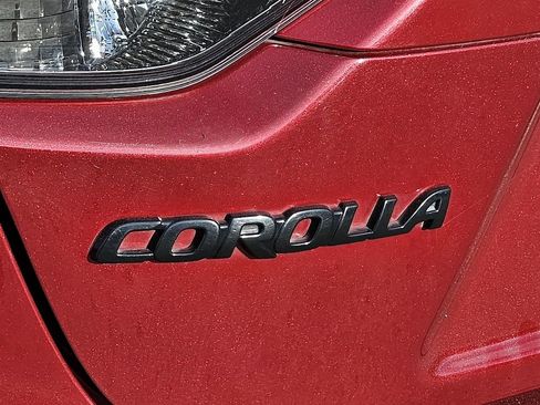 Used 2024 Toyota Corolla XSE FWD image 13