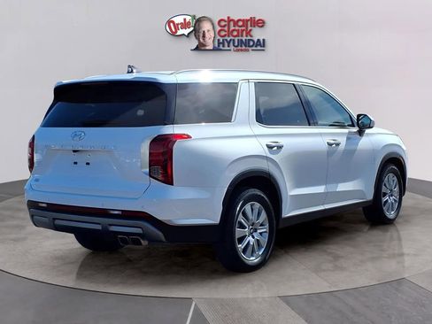 Used 2025 Hyundai Palisade SEL FWD image 5