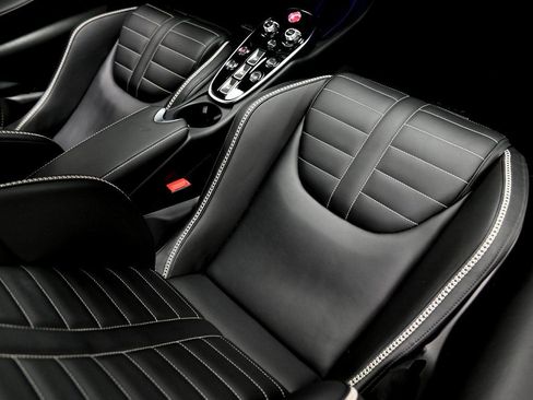 Used 2025 McLaren GTS RWD image 23
