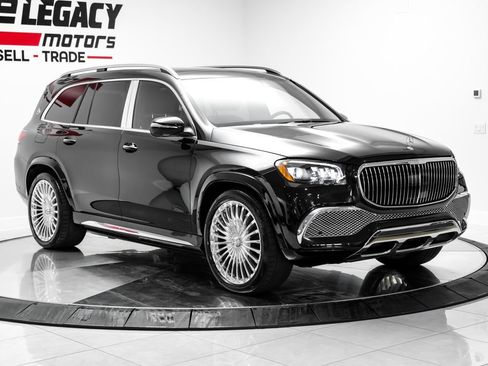 Used 2021 Mercedes-Benz Maybach GLS 600 4MATIC image 3