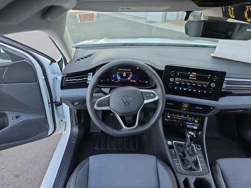 New 2026 Volkswagen Jetta SE FWD image 13