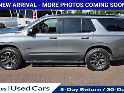 Used 2021 Chevrolet Tahoe Z71 w/ Z71 Off-Road Package AWD/4WD image 5