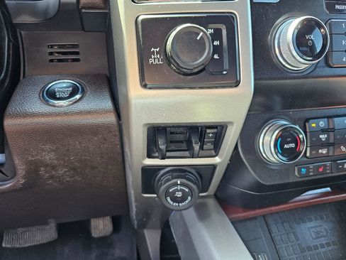 Used 2021 Ford F350 King Ranch w/ Chrome Package image 26