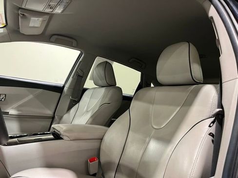 Used 2014 Toyota Venza XLE w/ Tow Prep Package image 16