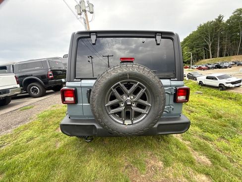 New 2026 Jeep Wrangler Unlimited Sport AWD/4WD image 4