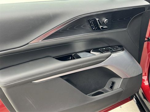 New 2026 Cadillac Lyriq V image 10