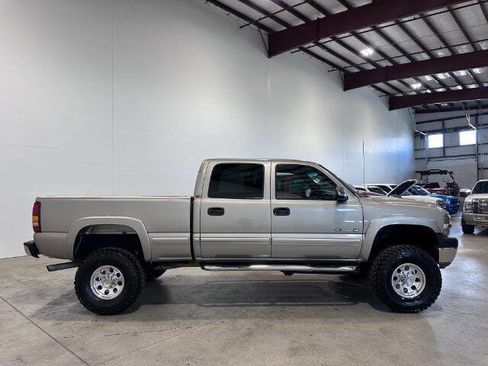 Used 2002 Chevrolet Silverado 2500 LS AWD/4WD image 6
