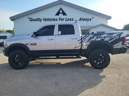 Used 2018 RAM 1500 Rebel w/ Luxury Group AWD/4WD image 17