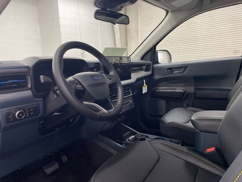 New 2025 Ford Maverick Lobo image 6