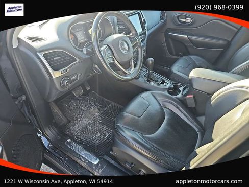 Used 2019 Jeep Cherokee Limited image 13