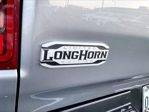 Used 2022 RAM 1500 Limited image 11