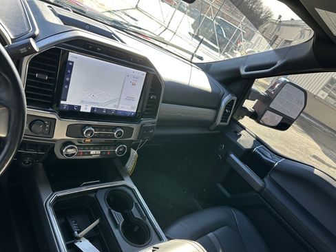 Certified 2022 Ford F350 Platinum image 11
